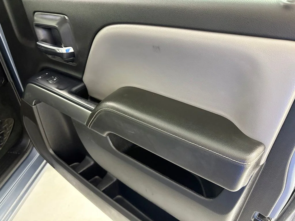 Used 2016 Gray Chevrolet LT image 48