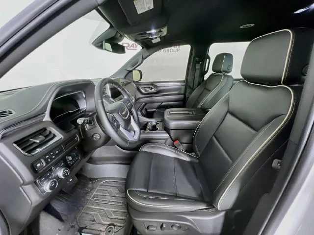Used 2024 White GMC SLT image 10