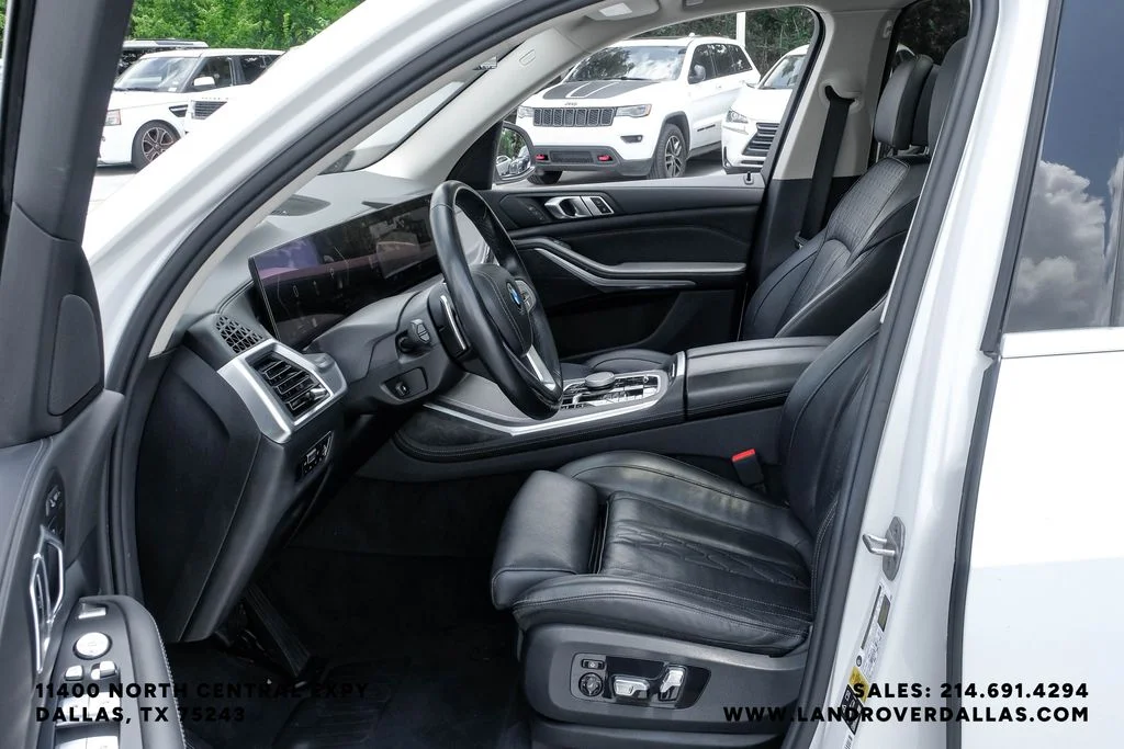 Used 2023 Mineral White Metallic BMW xDrive40i image 3