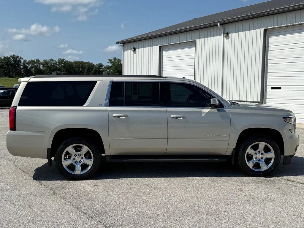 Used 2015 Gold Chevrolet LT image 9