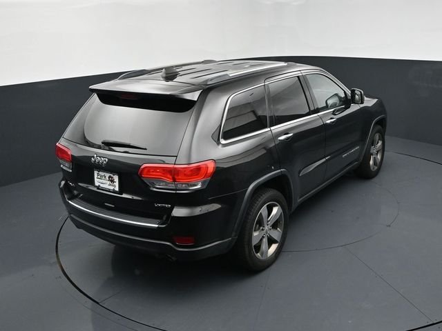 Used 2015 Black Jeep Limited image 17