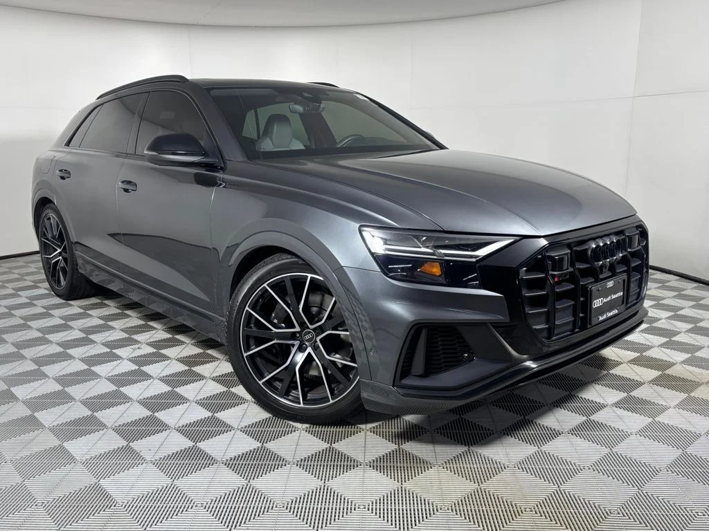 2021 Audi SQ8 Premium Plus's photo