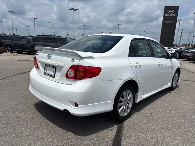 Used 2010 White Toyota S image 5