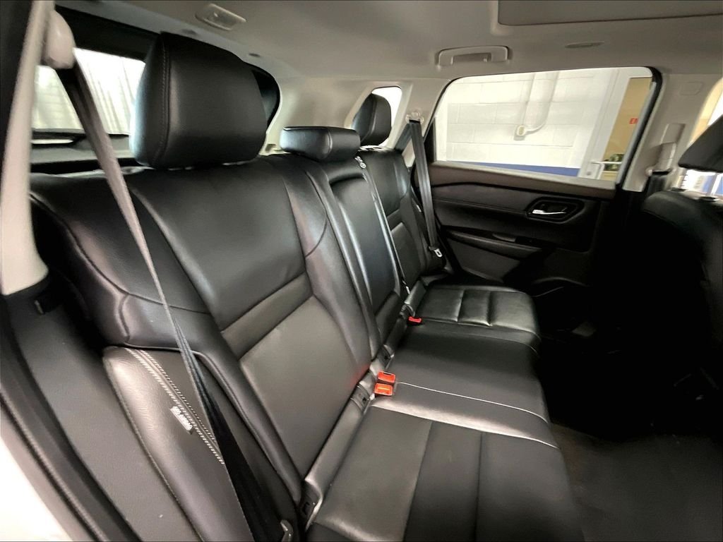 Certified Used 2023 Silver Nissan SL image 16