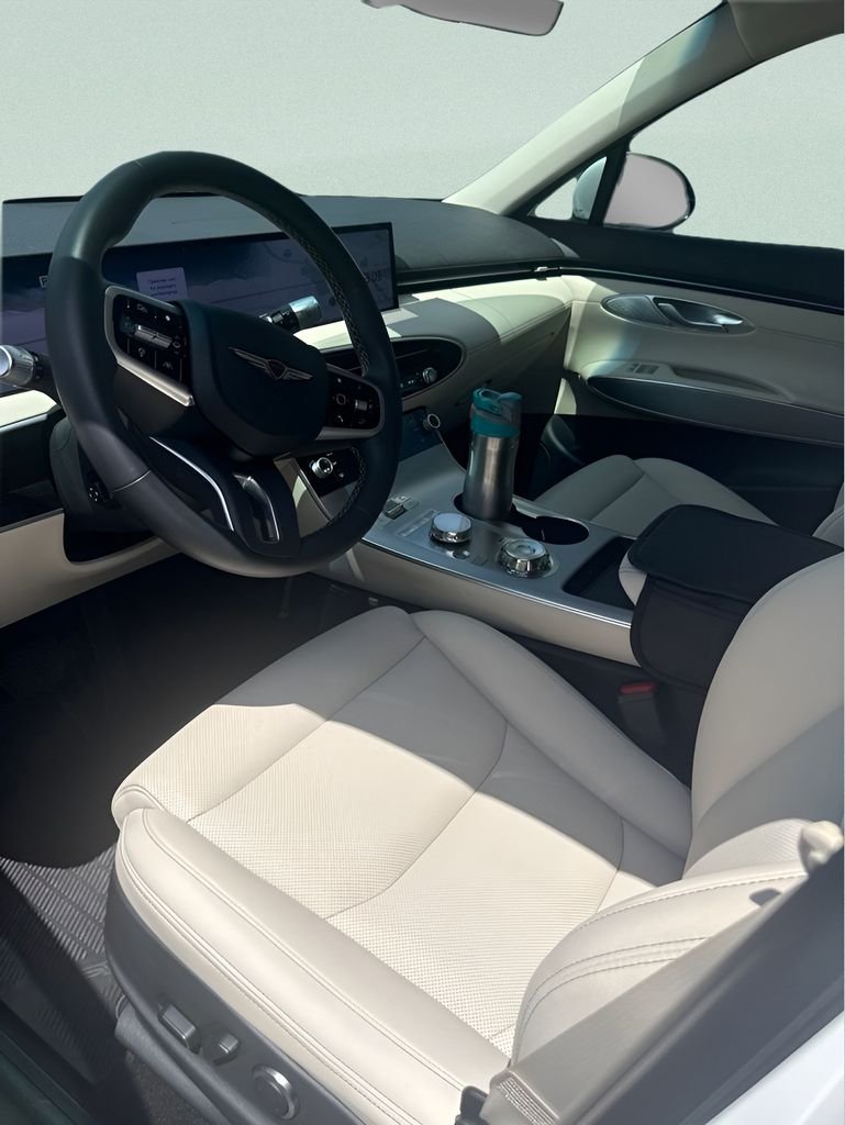 Certified Used 2026 White Genesis 2.5T Select image 4