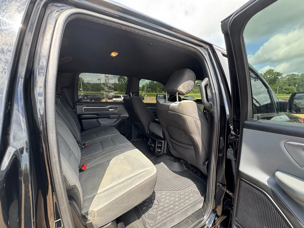 Used 2021 Black Ram Big Horn/Lone Star image 17