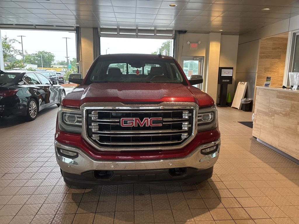 Used 2018 Red GMC SLT image 2