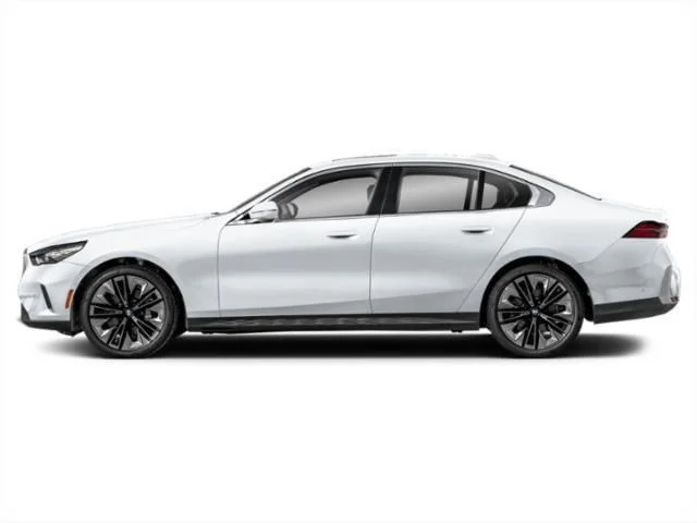 New 2026 White BMW 530i xDrive image 3