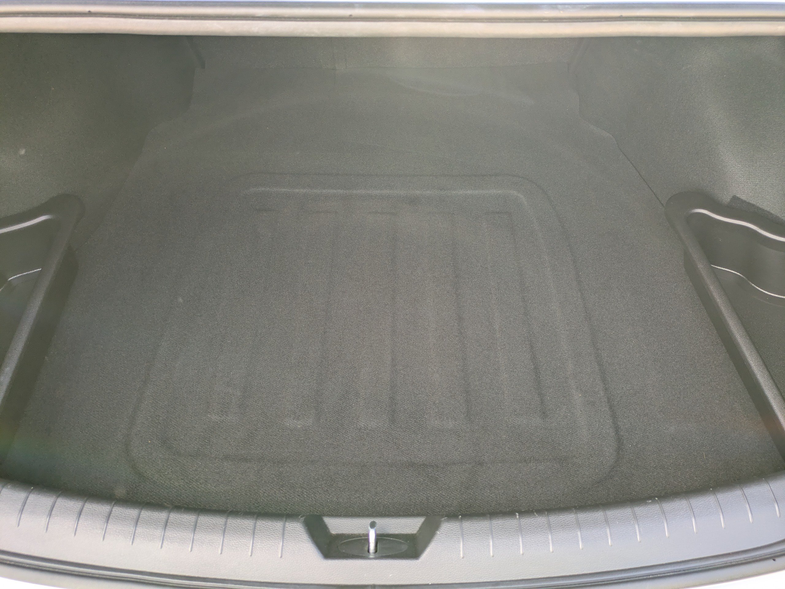 Used 2019 Symphony Silver Hyundai LIMITED image 11