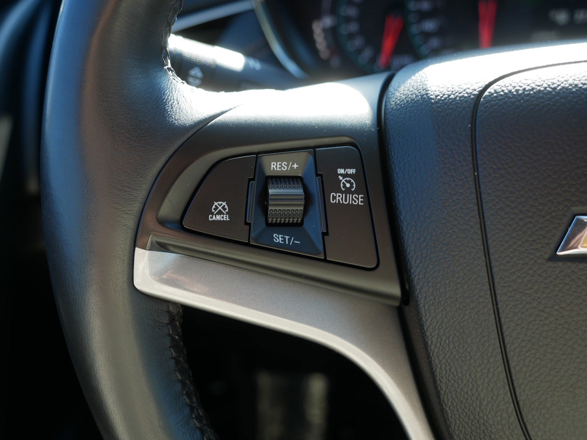 Used 2022 Shadow Gray Metallic Chevrolet LT image 30