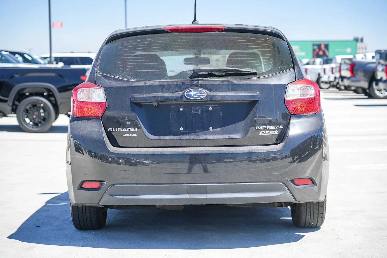 Used 2013 Crystal Black Silica Subaru 2.0i image 7