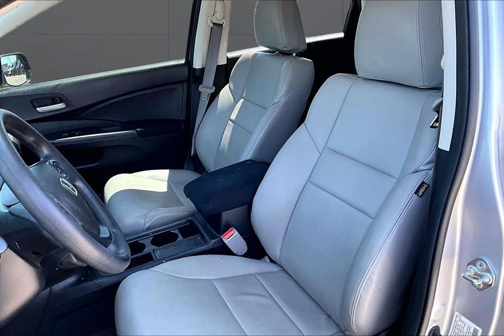 Used 2016 Silver Honda SE image 24
