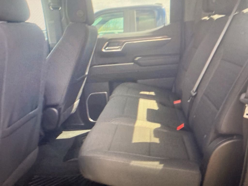 Used 2025 Gray Chevrolet LT image 10