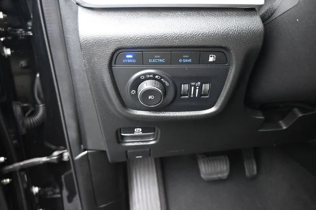 Used 2024 Black Jeep 4xe image 23