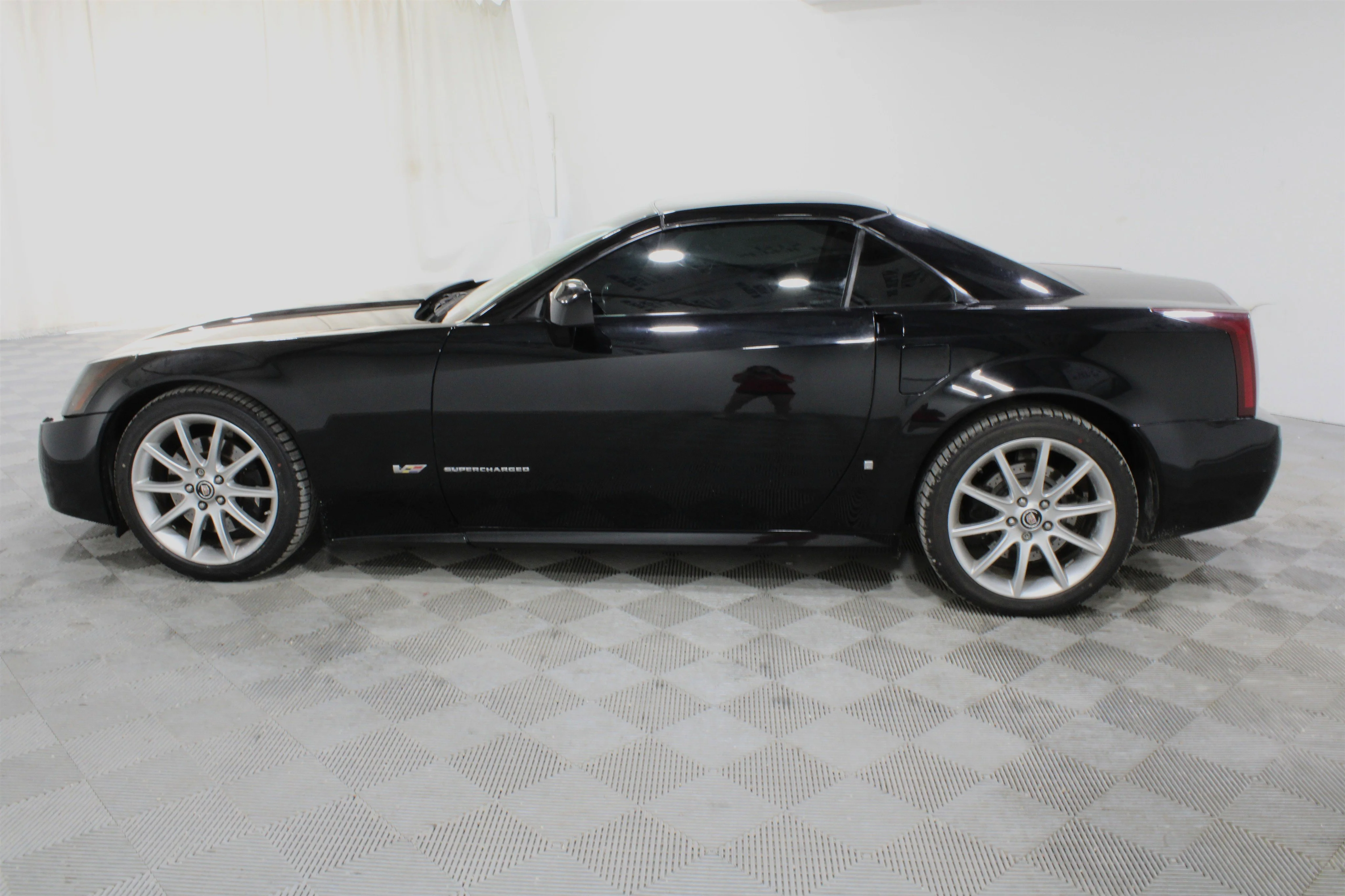 2007 Cadillac XLR V - Photo 26
