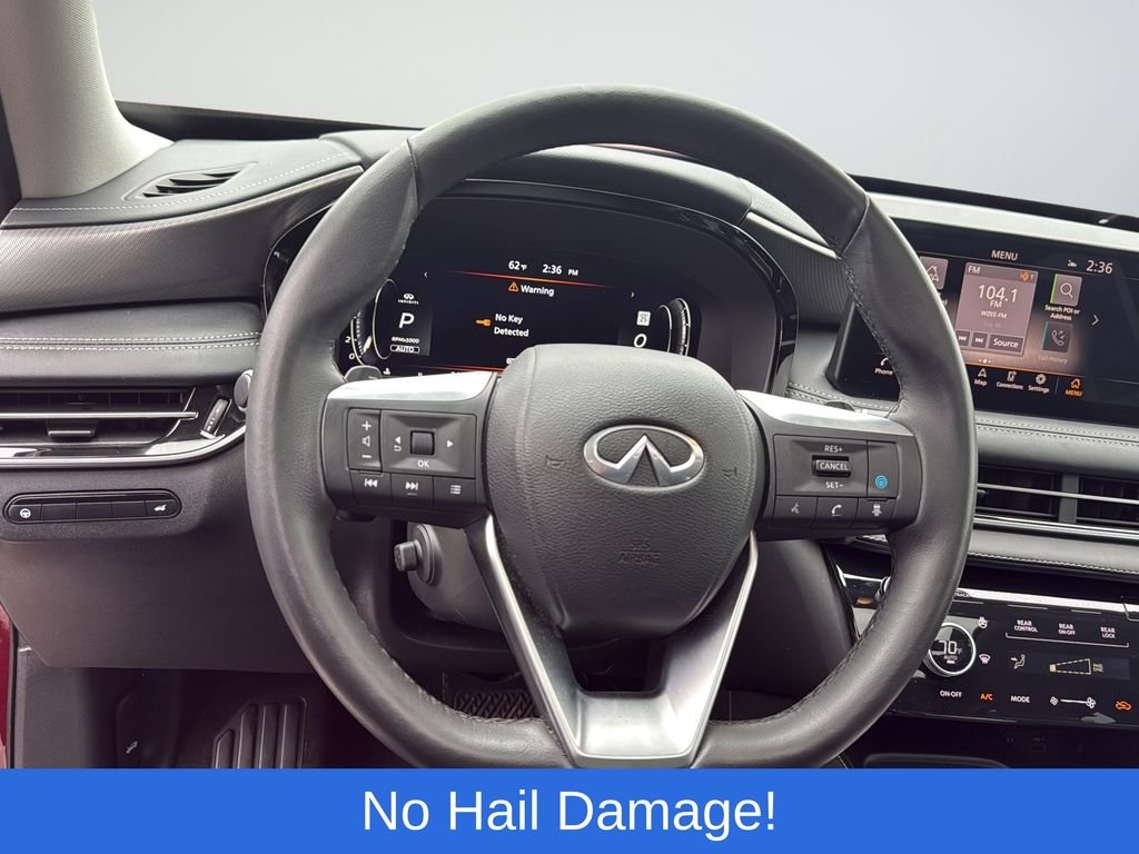 Used 2023 Red INFINITI LUXE image 27