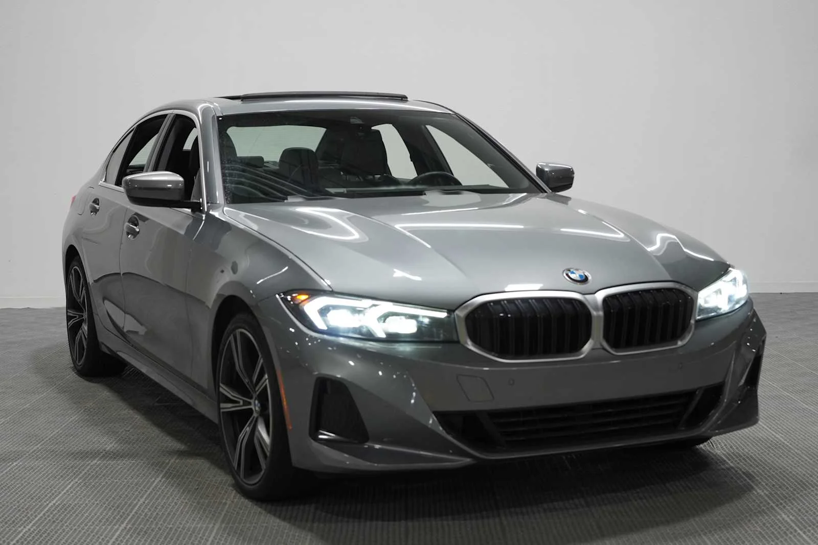 Certified Used 2024 Skyscraper Grey Metallic BMW 330i image 3