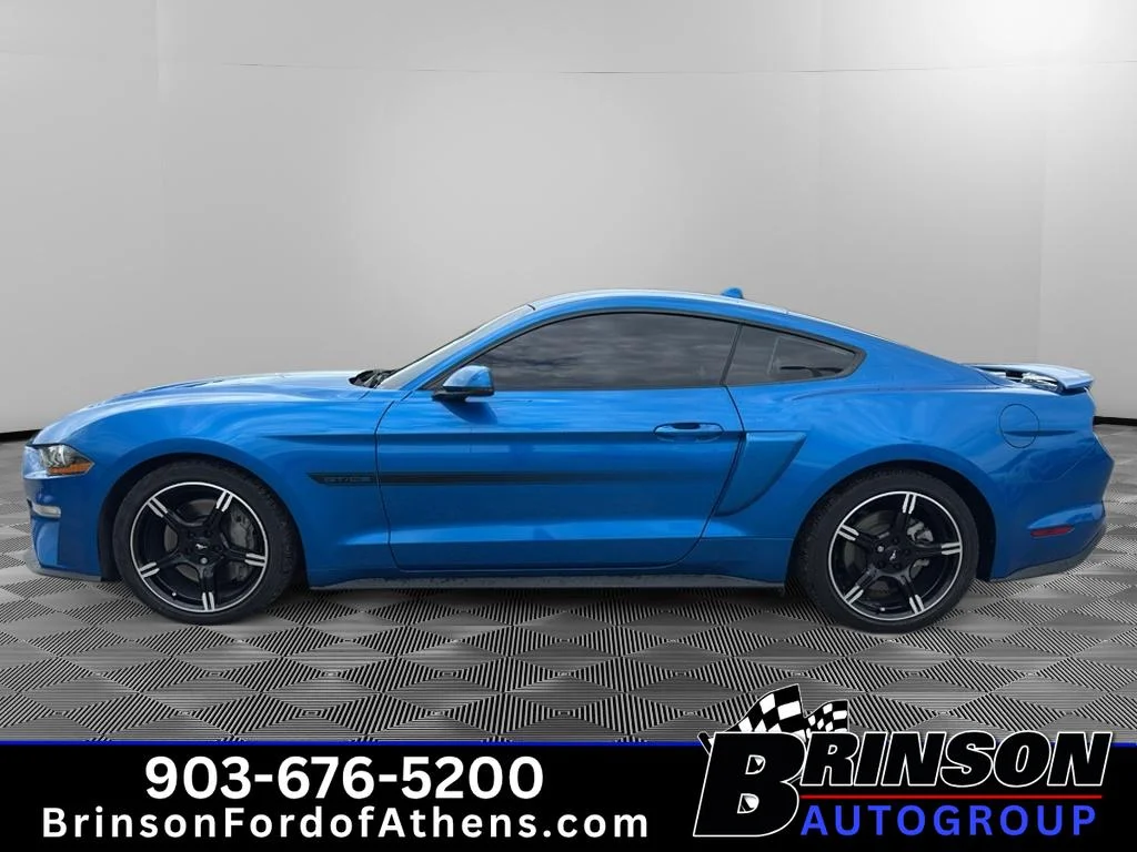 Used 2020  Ford GT Premium image 8