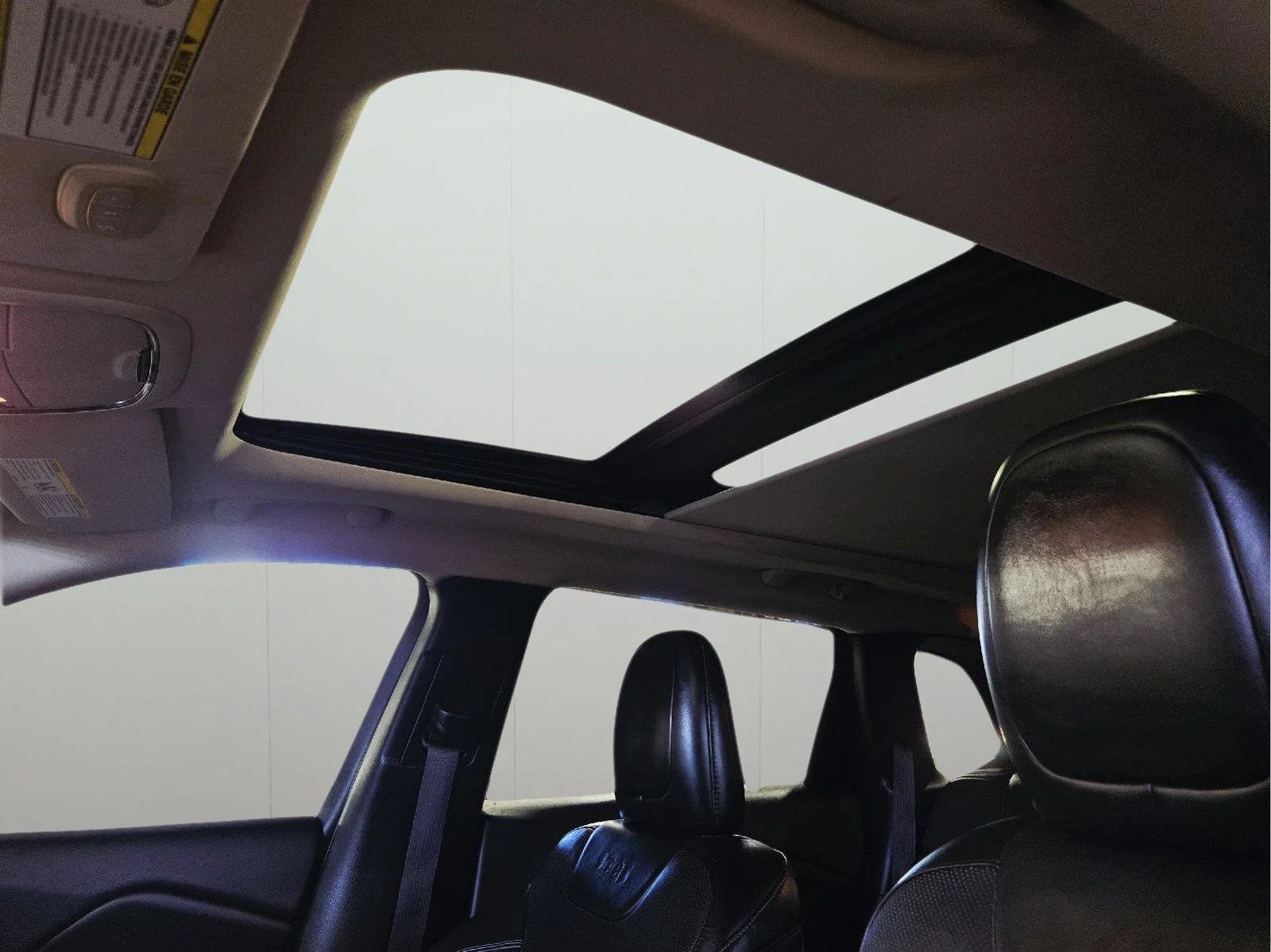 Used 2014 Brilliant Black Crystal Pearlcoat Jeep Limited image 57