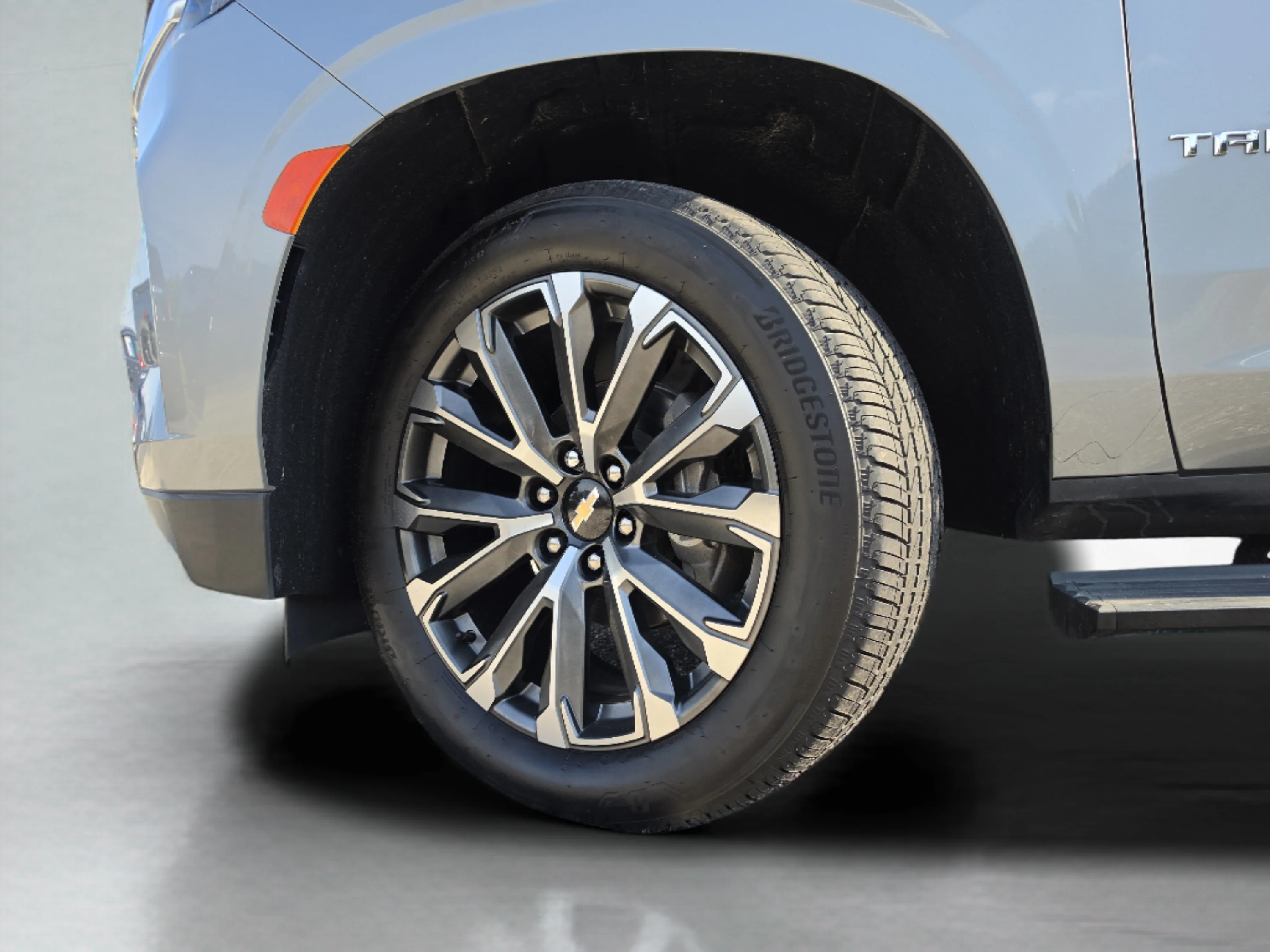 Used 2024 Sterling Gray Metallic Chevrolet High Country image 44