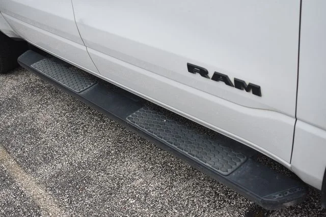 Used 2021 White Ram Big Horn/Lone Star image 13