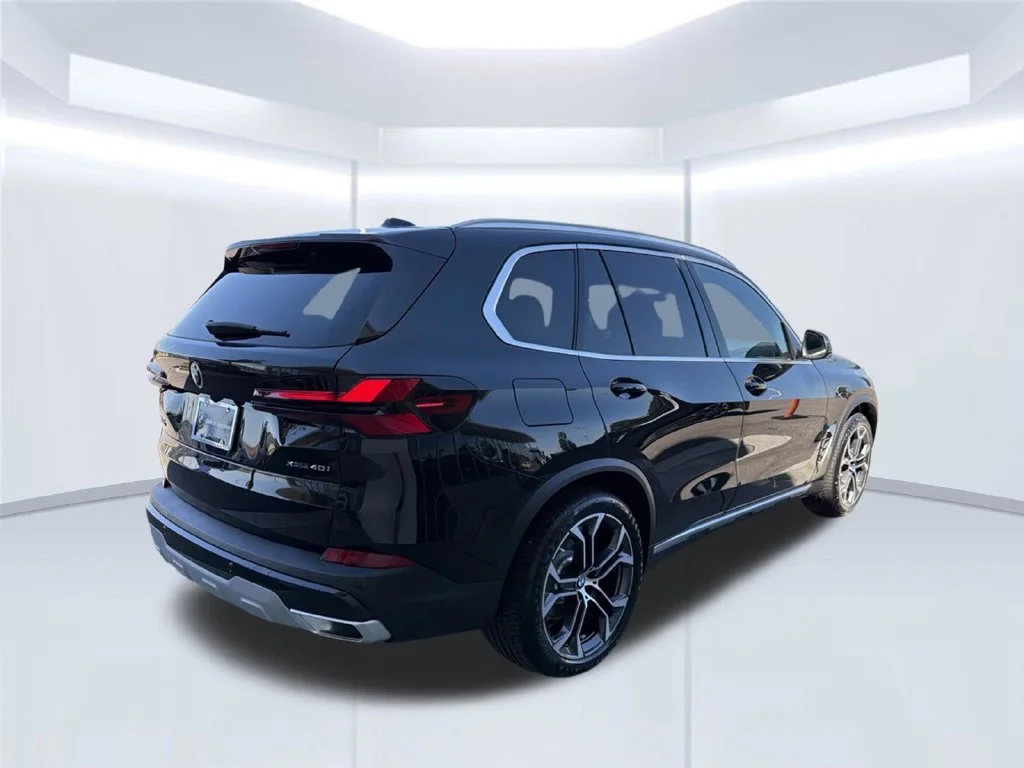New 2026 Black BMW xDrive40i image 6