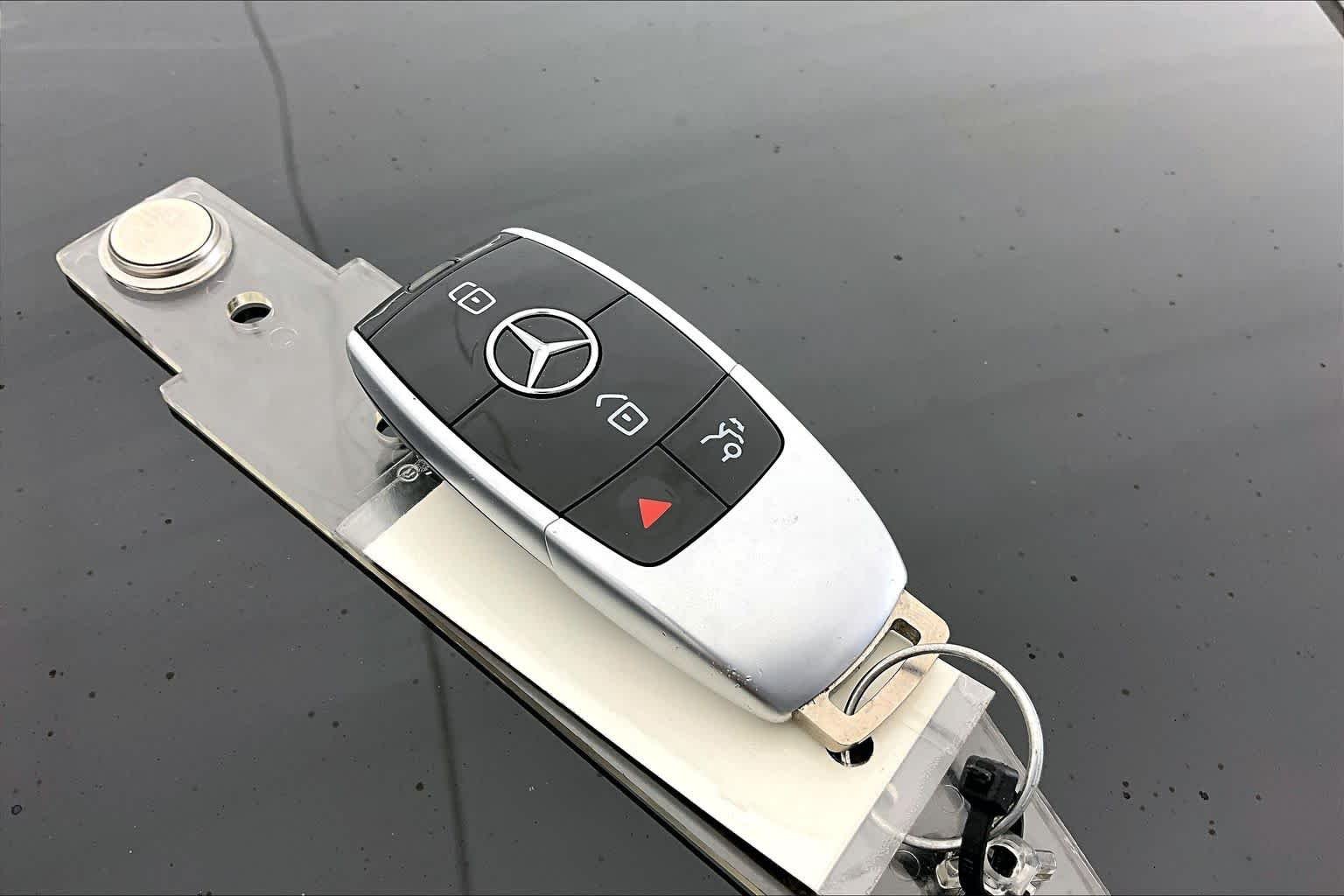 Used 2020 Black Mercedes-Benz E 350 image 20