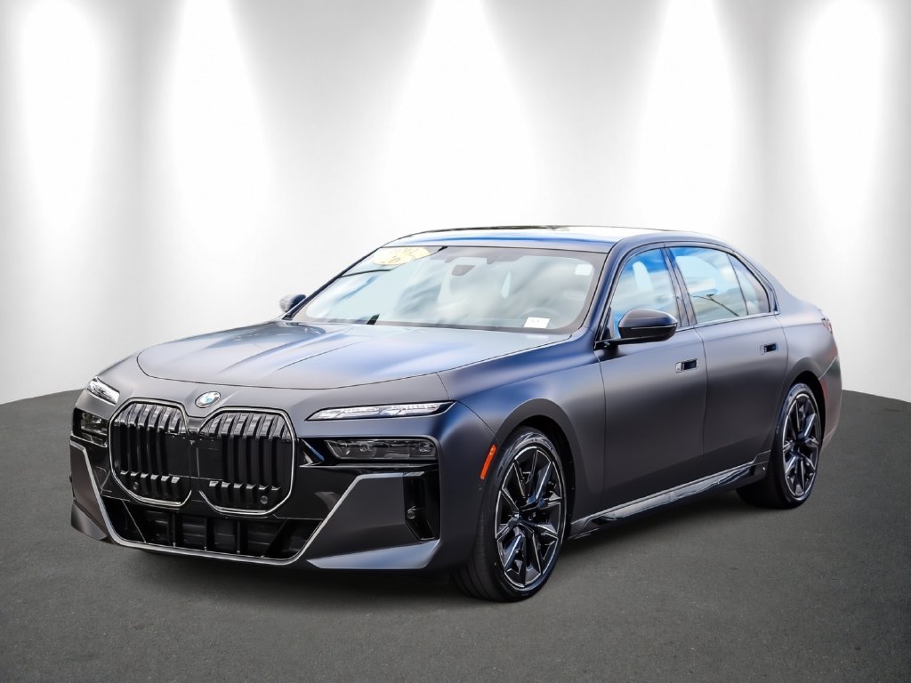 2026 BMW 7 Series photo 3
