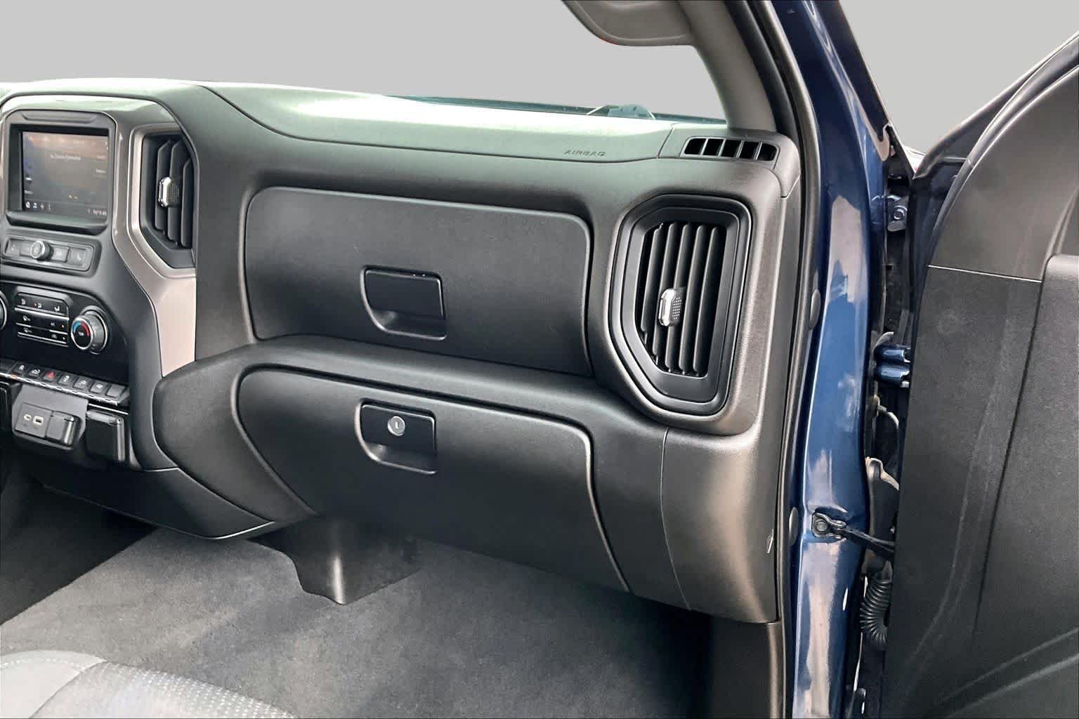 Used 2021 NORTHSKY BLUE METALLIC Chevrolet Custom image 19