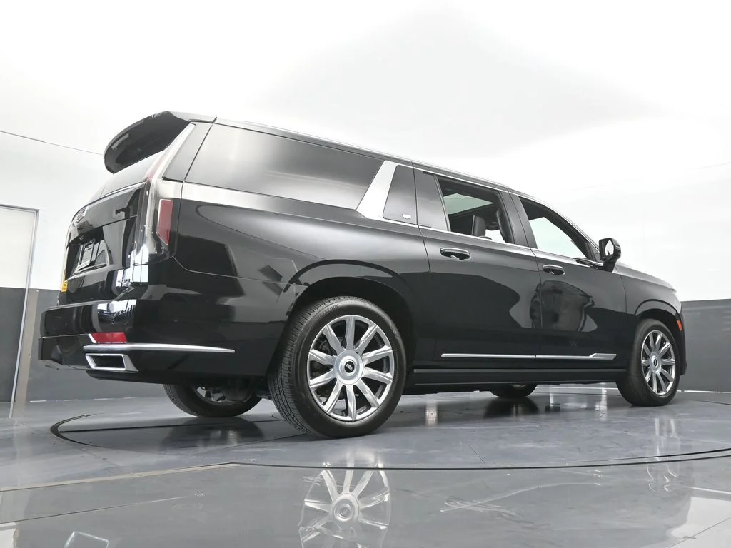Used 2024 Black Raven Cadillac Premium Luxury Platinum image 70