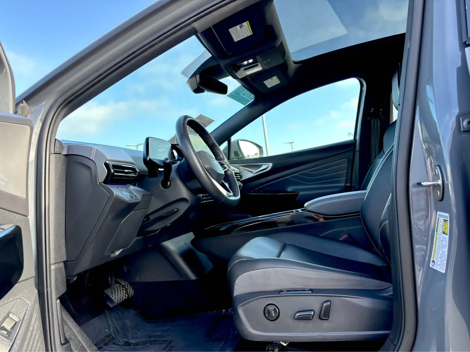 Certified Used 2023 Pure Gray Volkswagen Pro S image 10