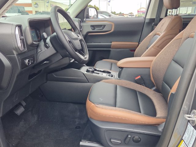 New 2026 Carbonized Gray Metallic Ford Outer Banks image 12