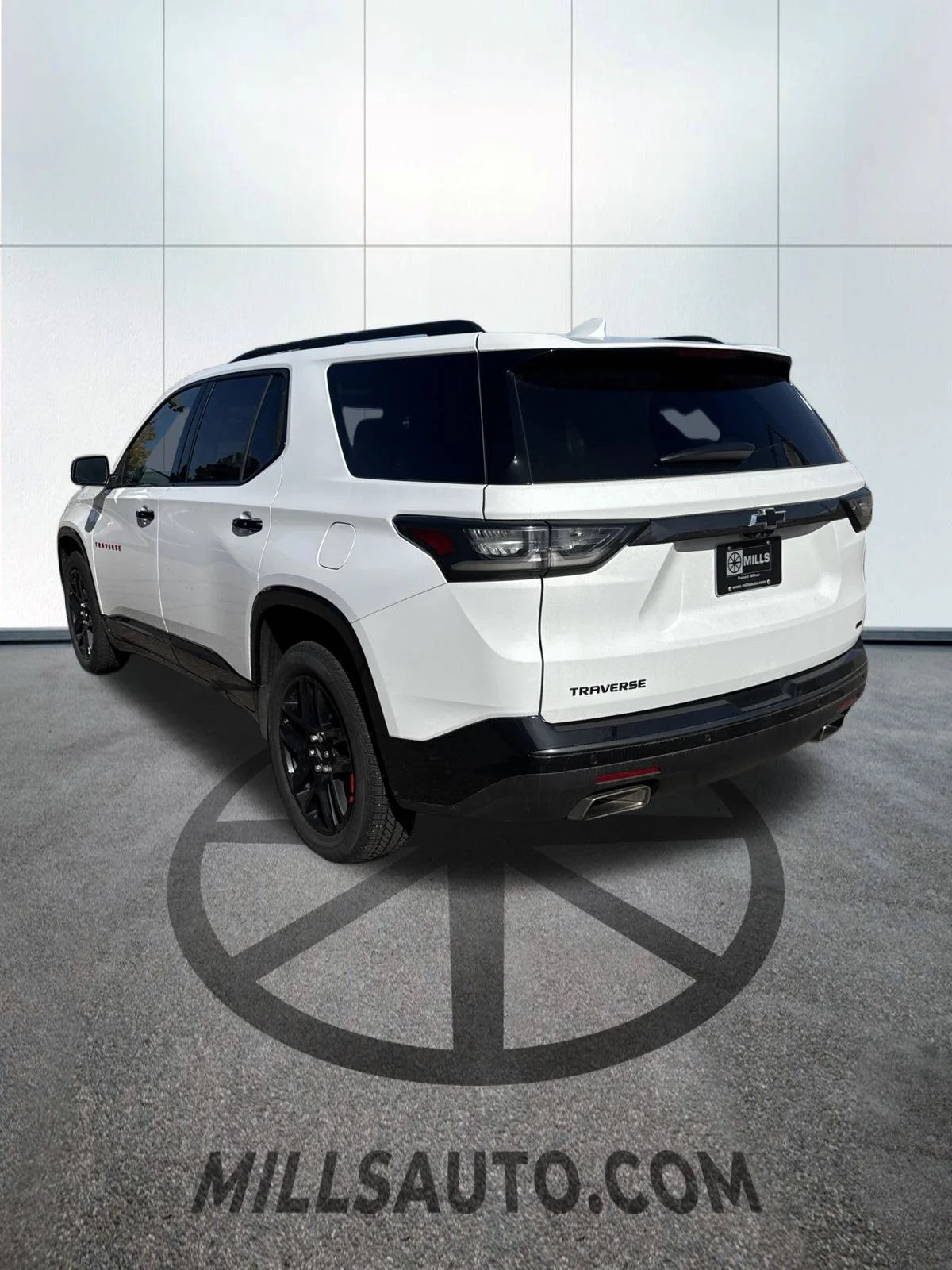 Used 2021 White Chevrolet Premier image 5