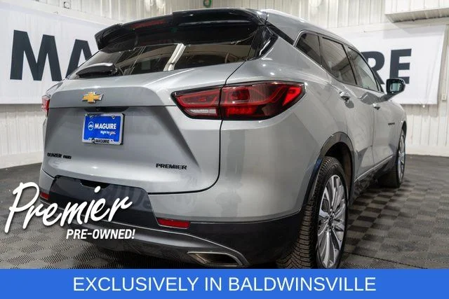 Used 2023 Gray Chevrolet Premier image 5