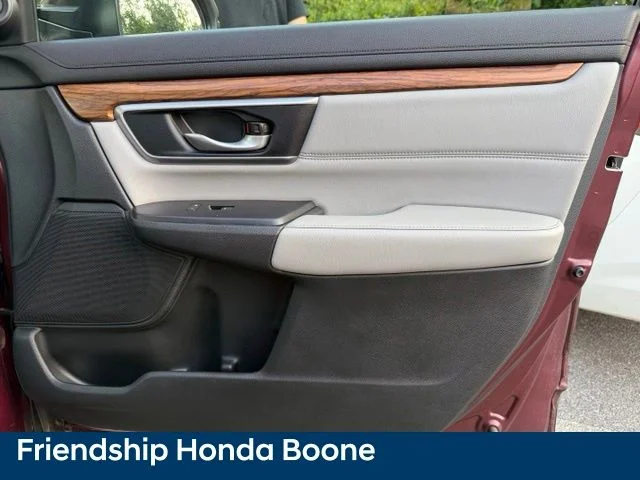 Used 2018 Red Honda Touring image 53