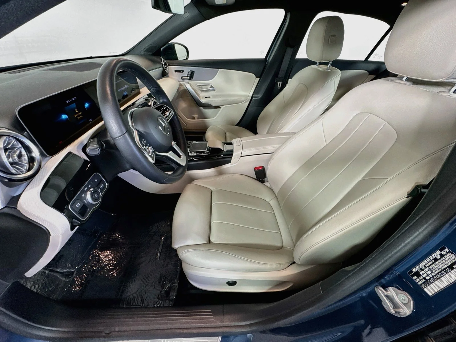 Used 2019 Denim Blue Metallic Mercedes-Benz A 220 image 5