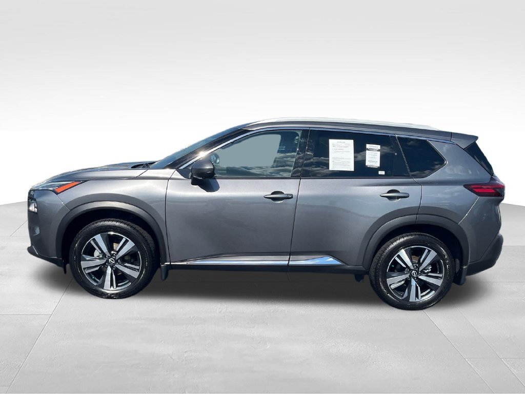 Used 2023 Gray Nissan SL image 2