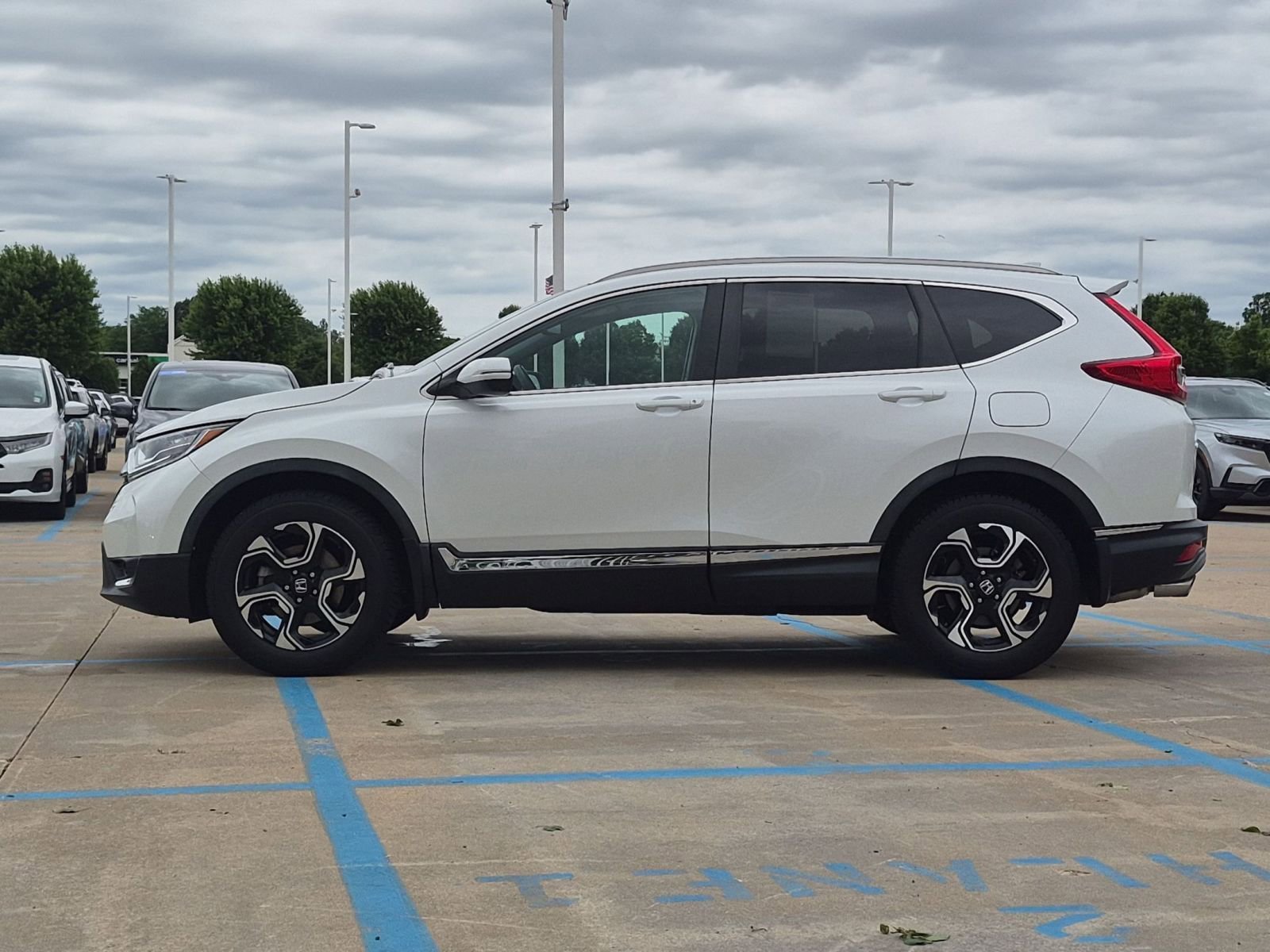 Certified Used 2019 Platinum White Pearl Honda Touring AWD image 10