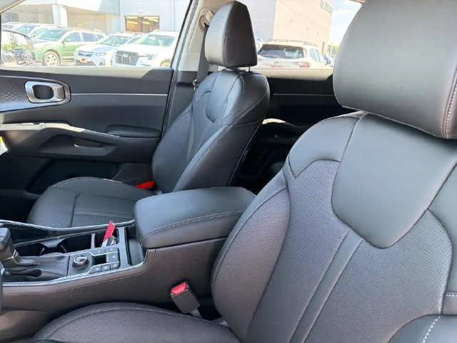 New 2026 Glacial White Pearl Kia S image 18
