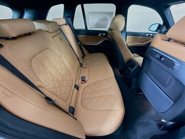 New 2026 Brooklyn Grey Metallic BMW xDrive40i image 27