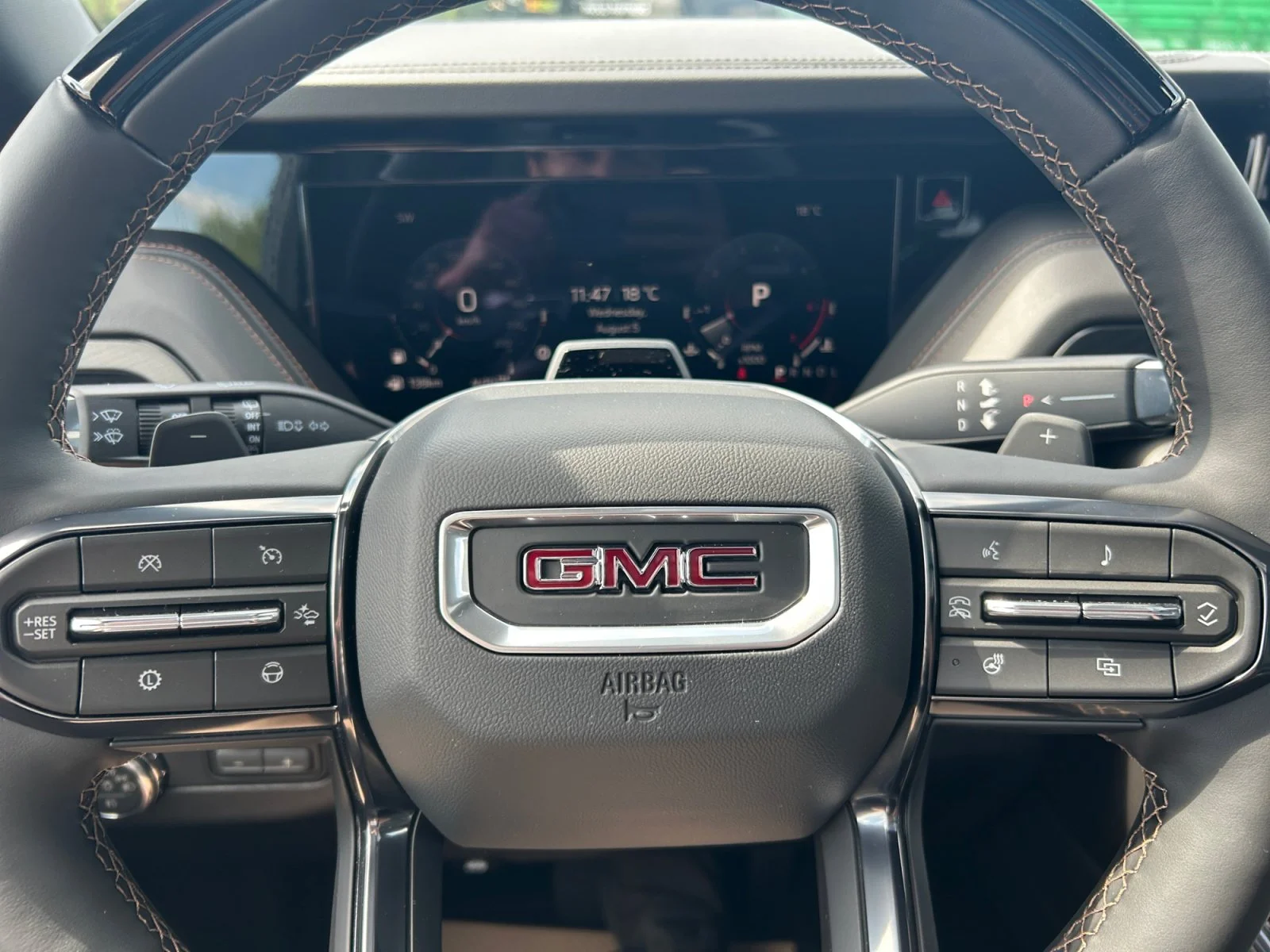 New 2026 Onyx Black GMC AT4 image 25