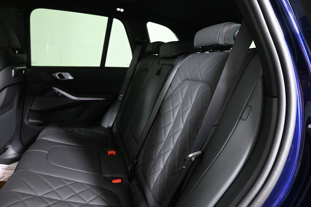 New 2026 Blue BMW xDrive40i image 4