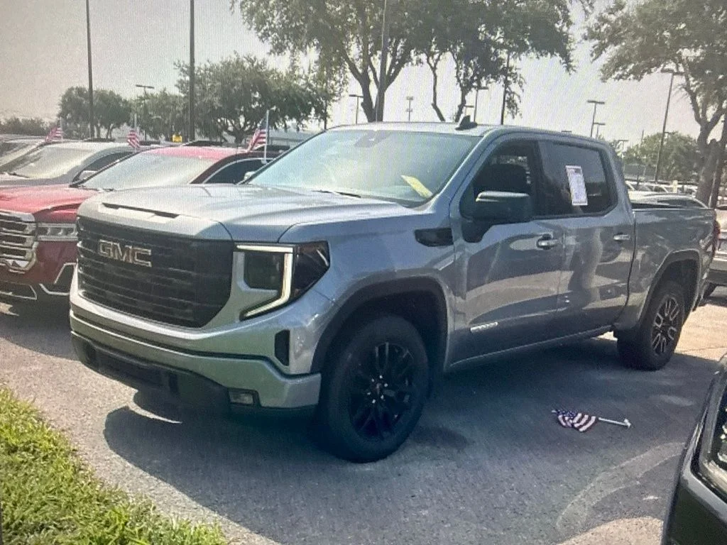 Used 2024 Silver GMC Elevation image 1
