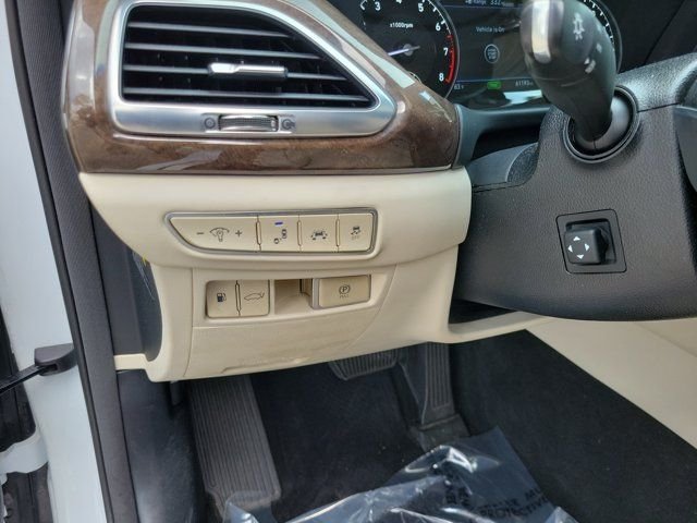 2017 GENESIS G90 Premium - Photo 22