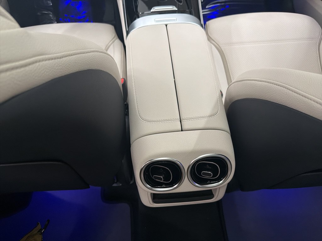 Certified Used 2026 White Mercedes-Benz GLC 300 image 23