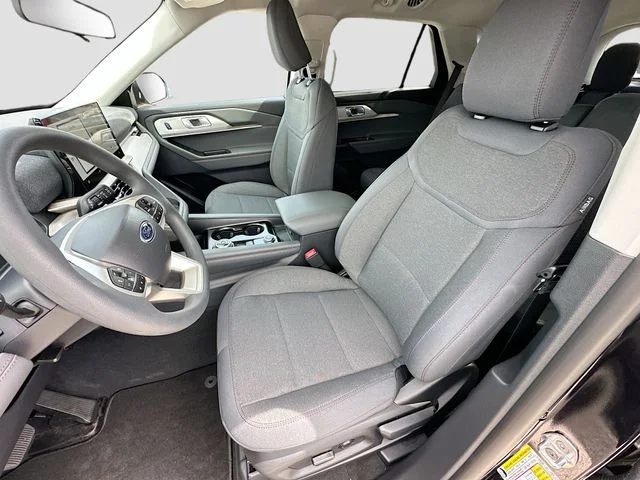 New 2026 Black Metallic Ford Active image 15
