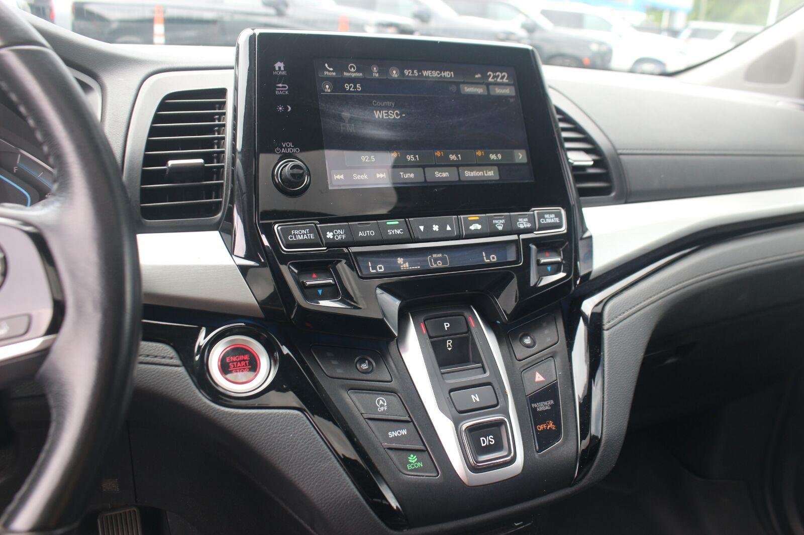 Used 2021 Platinum White Pearl Honda Touring image 22
