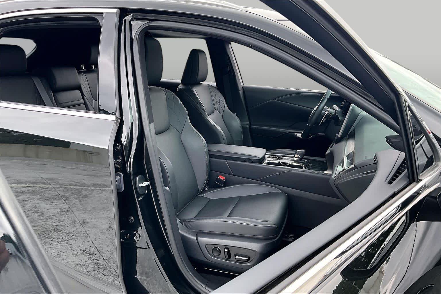 Used 2024 Caviar Lexus Premium image 17