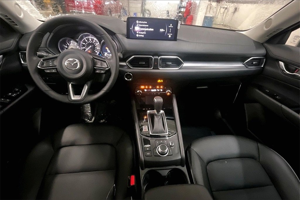 2025 MAZDA CX-5 - Image 4