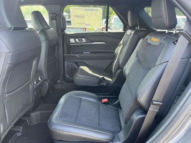 New 2026 Gray Ford Tremor image 9
